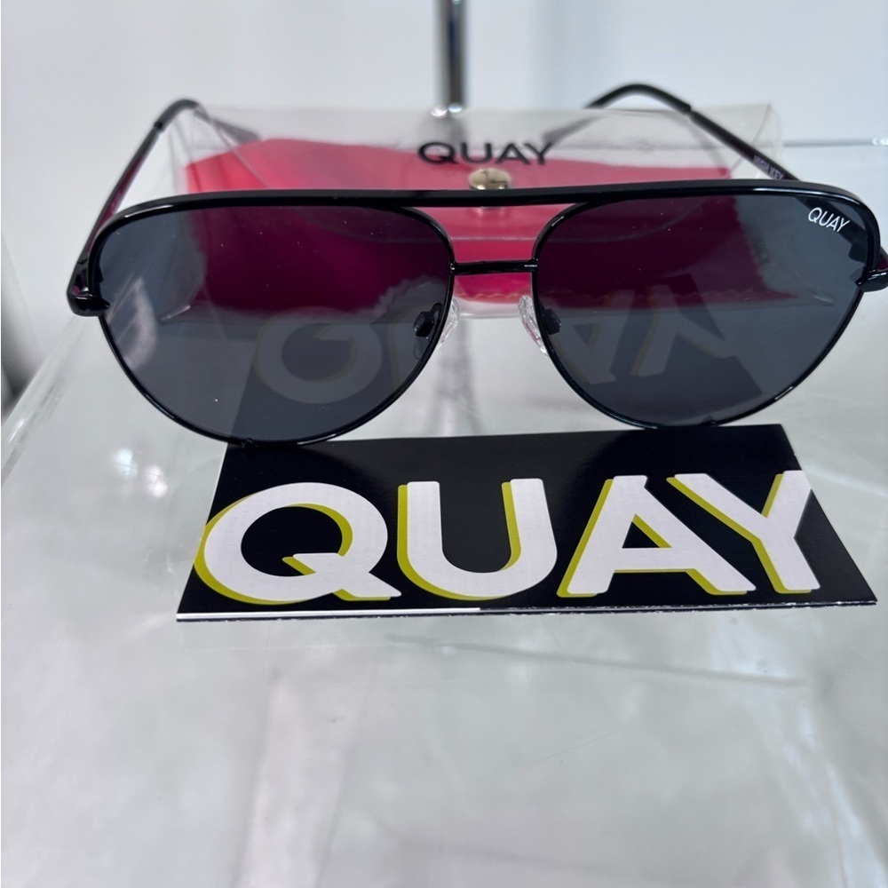 Quay Australia Black Aviator Sunglasses with Double Bridge